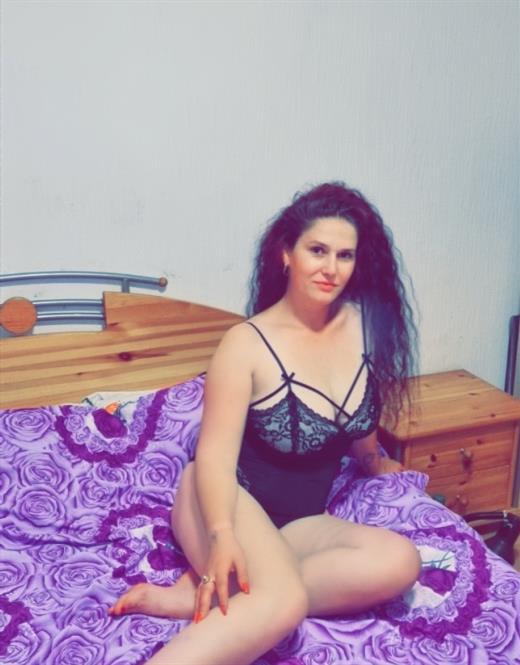 Marta Warsaw, escort in Karaka id6024