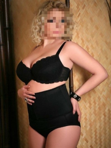 Escort Model Fayze, Greerton id4072