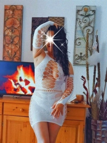 Uranbaigali, escort in Karaka id5105